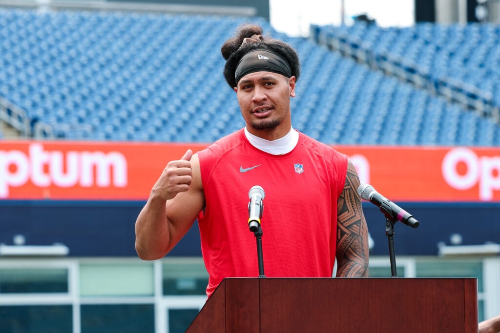 Jahlani Tavai, Linebacker, addresses the crowd at the Bed-Zone Bash. Courtesy of the New England Patriots.
