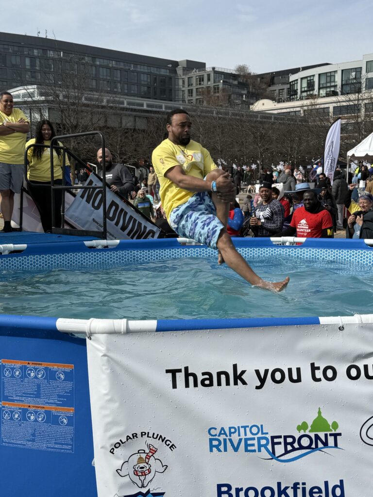 Bob's volunteers plunge to support Special Olympics DC.